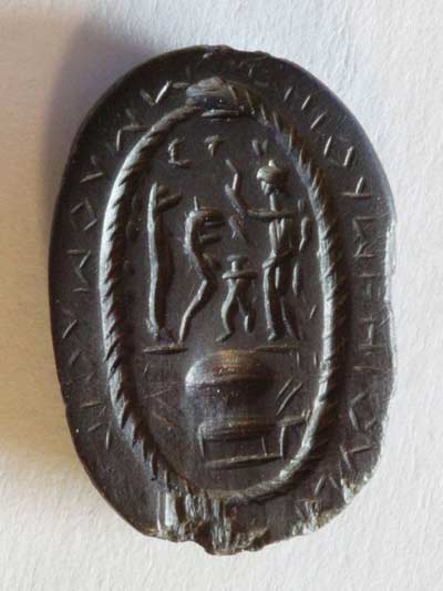 Uterine amulet