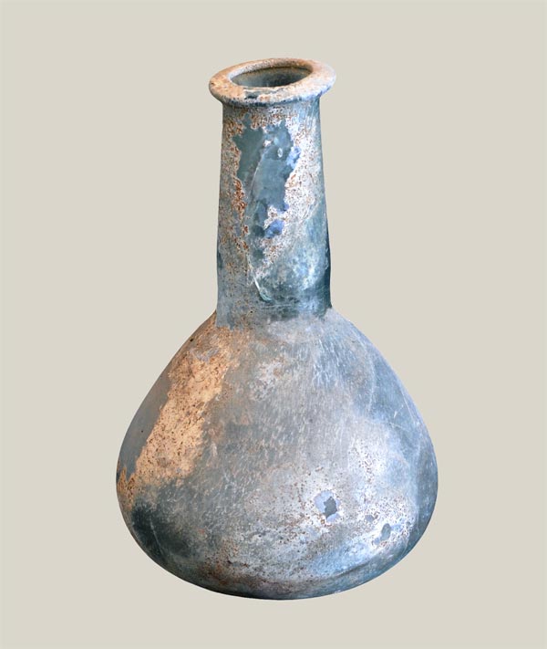 Glass perfume bottle