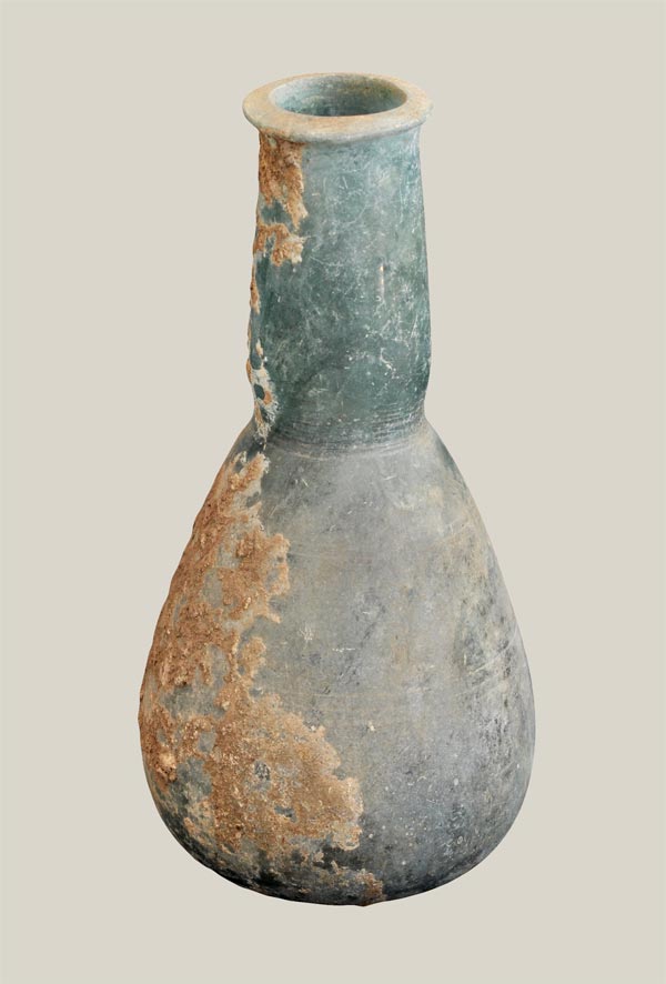 Glass perfume bottle